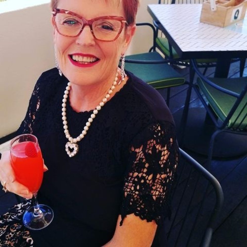 Meet your Posher, Di